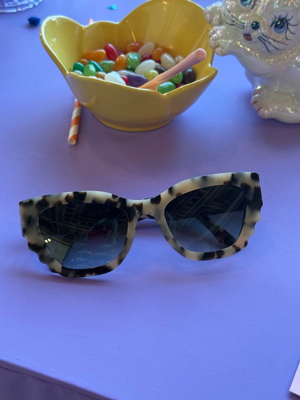 CAPRI ONDA white tortoise
