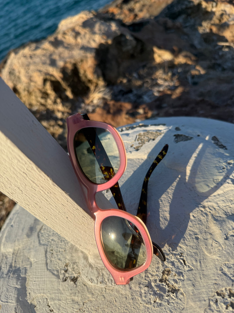 ISOLA LIMITED EDITION occhiale del giorno rosa fuxia madreperla