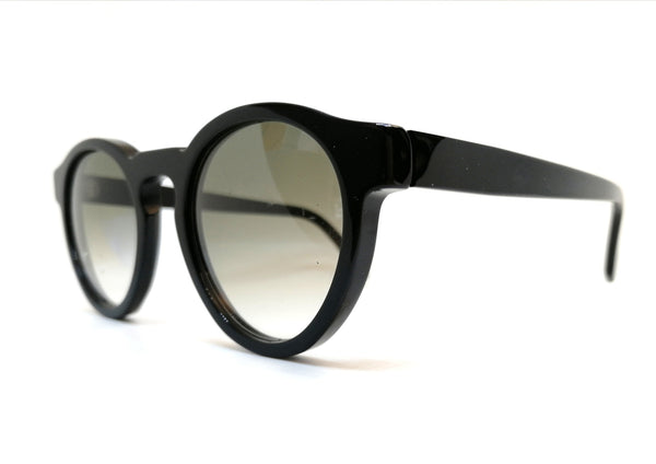 Mockba Black